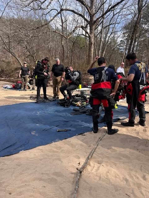 Gilmer County Fire/Rescue dive team gearing up for water rescue training